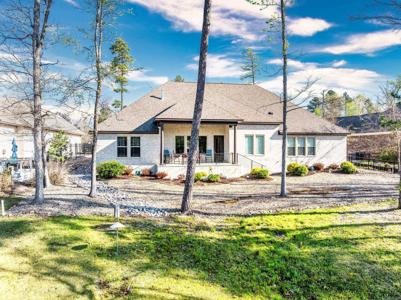 44 ElCano Drive