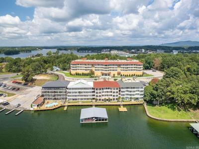 130 Grand Isle Dr Unit 2E
