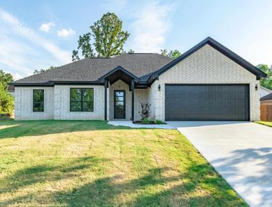 905 Timberwolf Trail