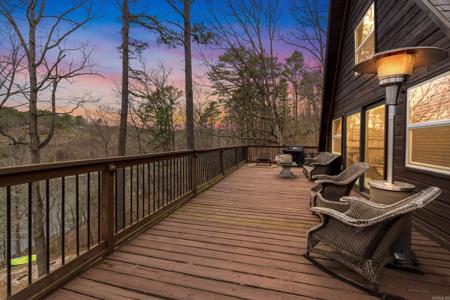 10601 Lakeside Drive