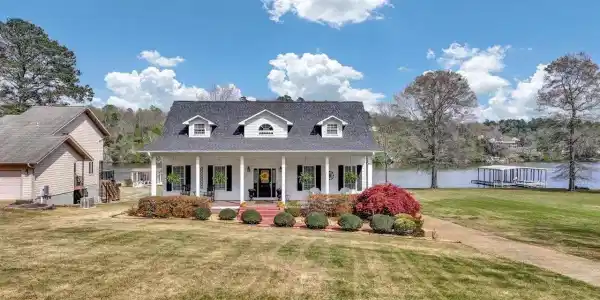 165 Scenic Drive