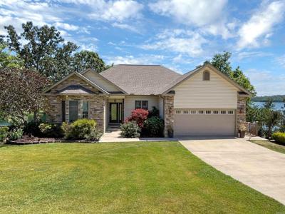 1501 E Emerald Cove Drive