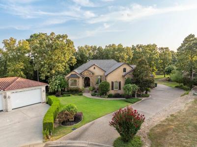6 Stonegate Heights