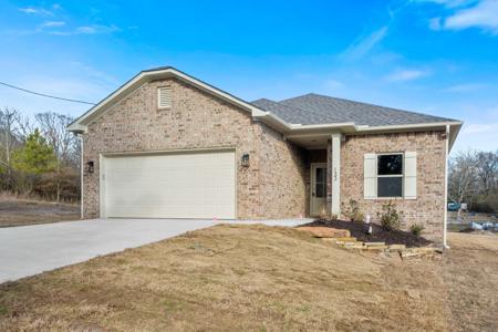 125 Rowland Trail