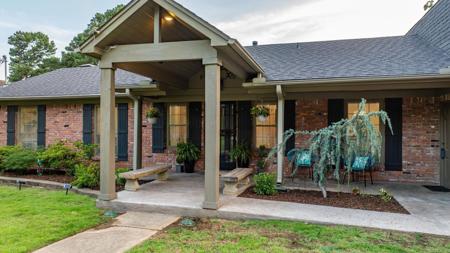 3605 North Hills Boulevard