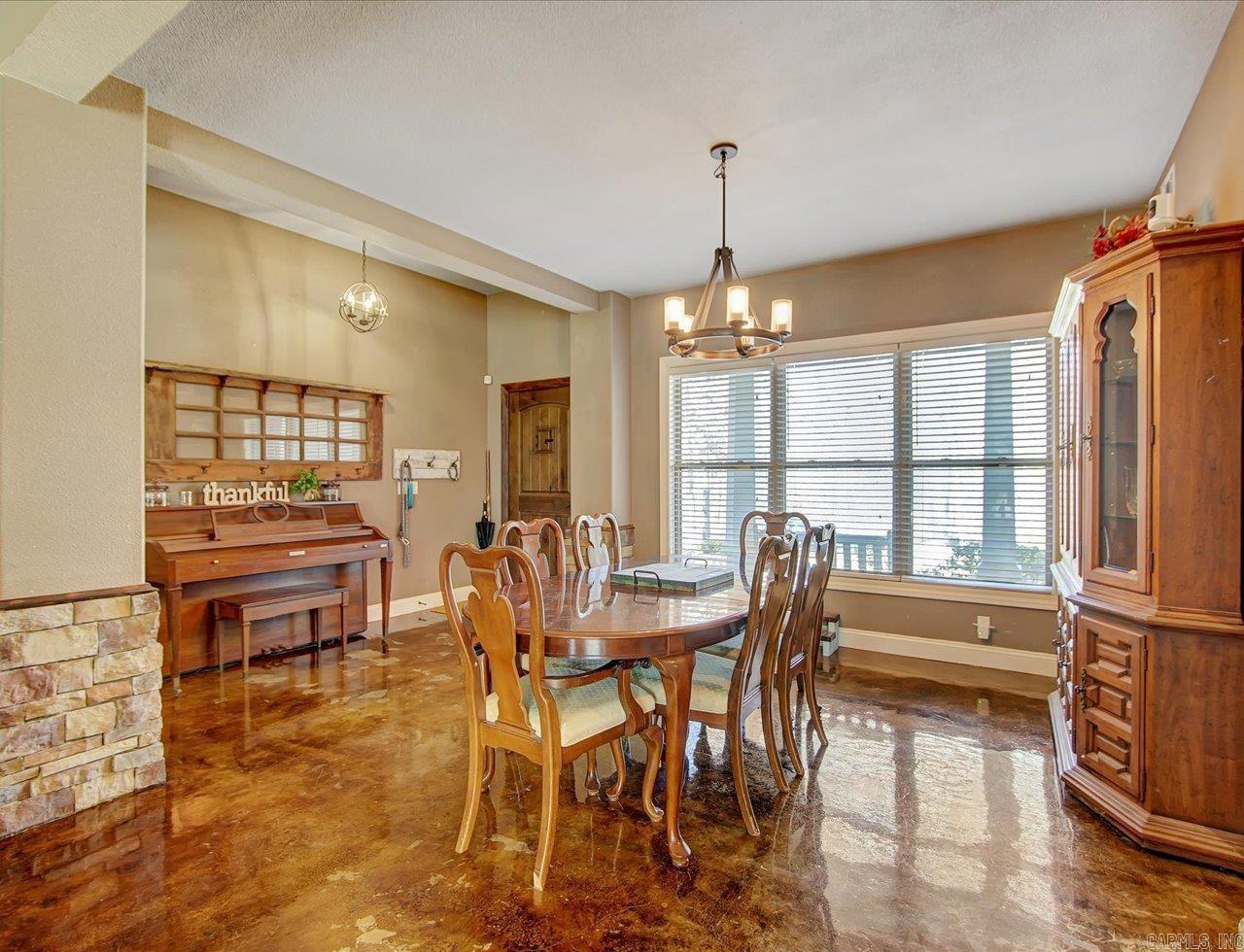 Image 1: Dining Room