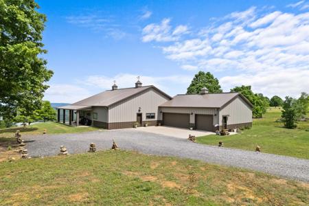 306 Rocky Point Circle