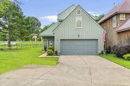 44 Plum Dr