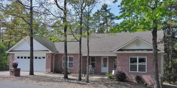 28 Resplandor Way