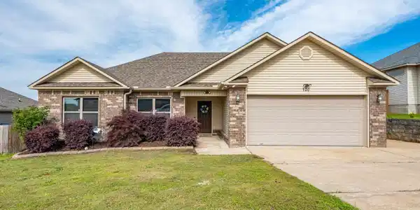120 Hillshire Loop