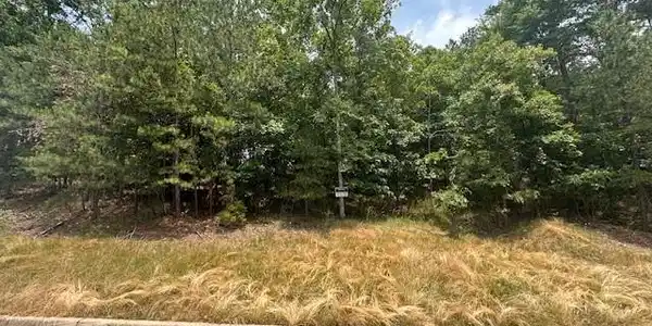 280 Oak Shores Circle