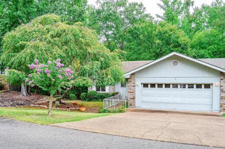 5 Lanza Court