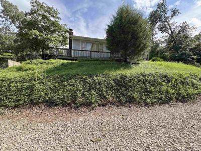 9 Summit Ridge Circle