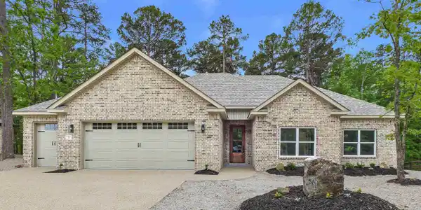 75 Sergio Way