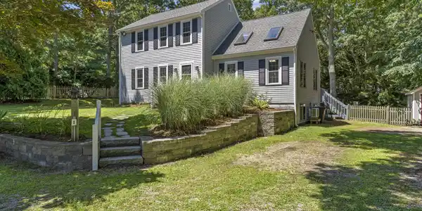 251 Acapesket Road