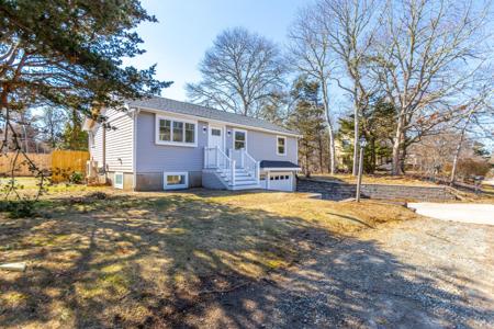 24 Weatherglass Lane