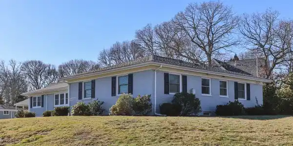 108 Lucerne Avenue