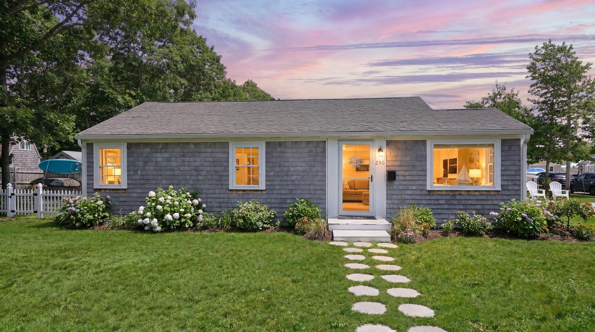 Image 1: 6-web-or-mls-296-seacoast-shores-blvd