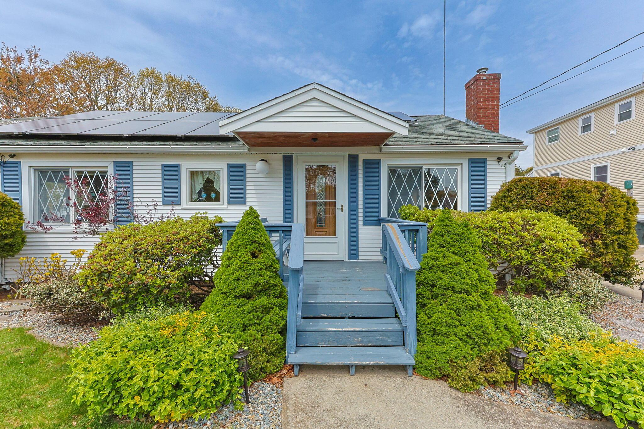 Image 4: 6-web-or-mls-12-winthrop-dr
