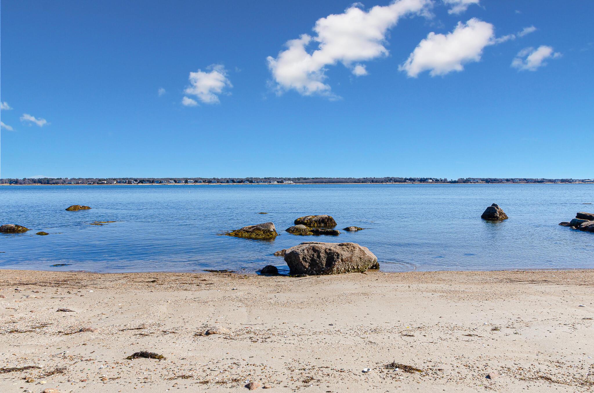 Image 3: Beach Park