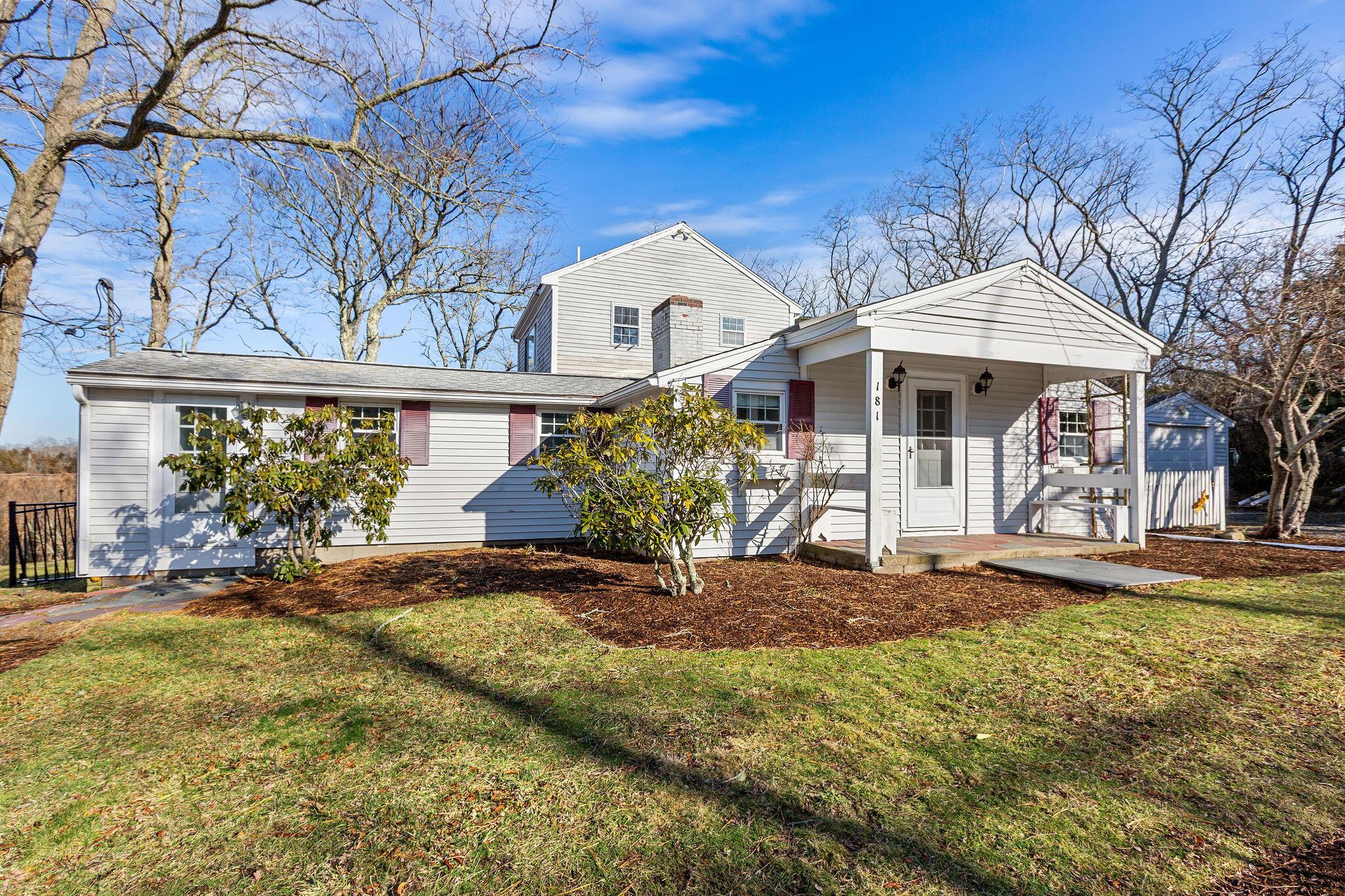 Image 1: 181RockHarborRd-04