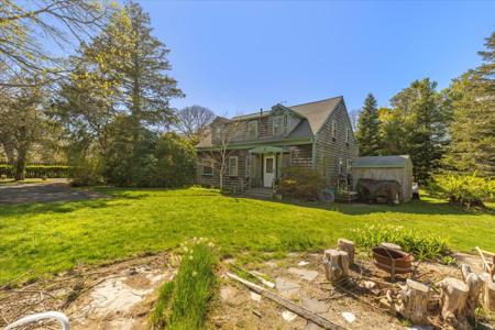 58 Loomis Lane