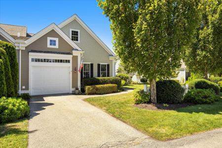 6 Amberwood Court UNIT 6
