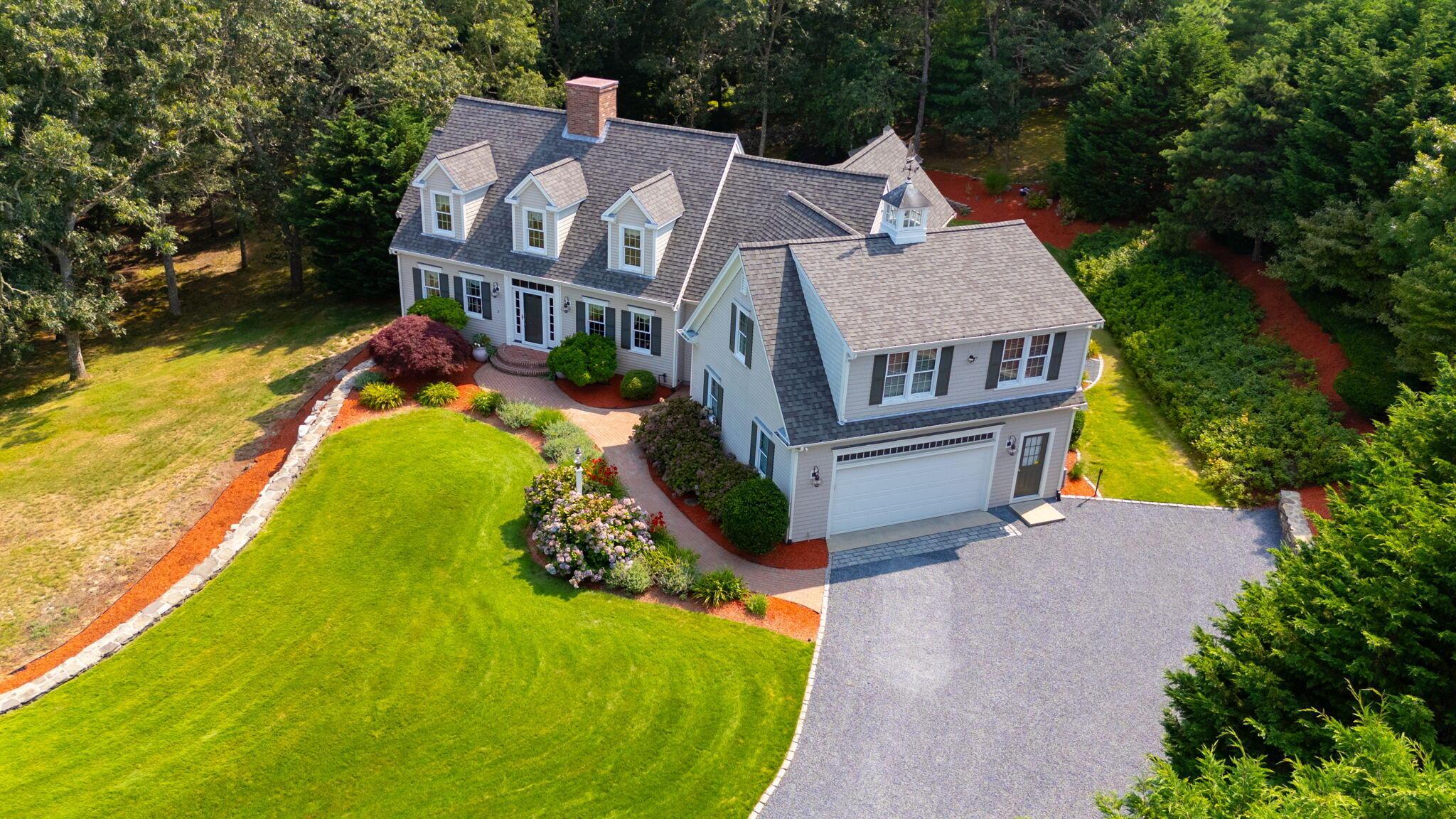 Image 2: listing photo #3 - aerial still - to hou