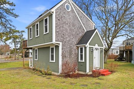111 School Street Unit APT 2