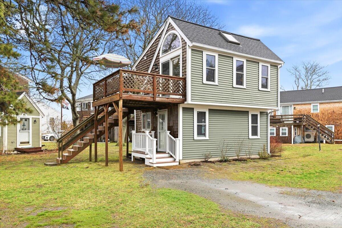 Image 3: Back Deck