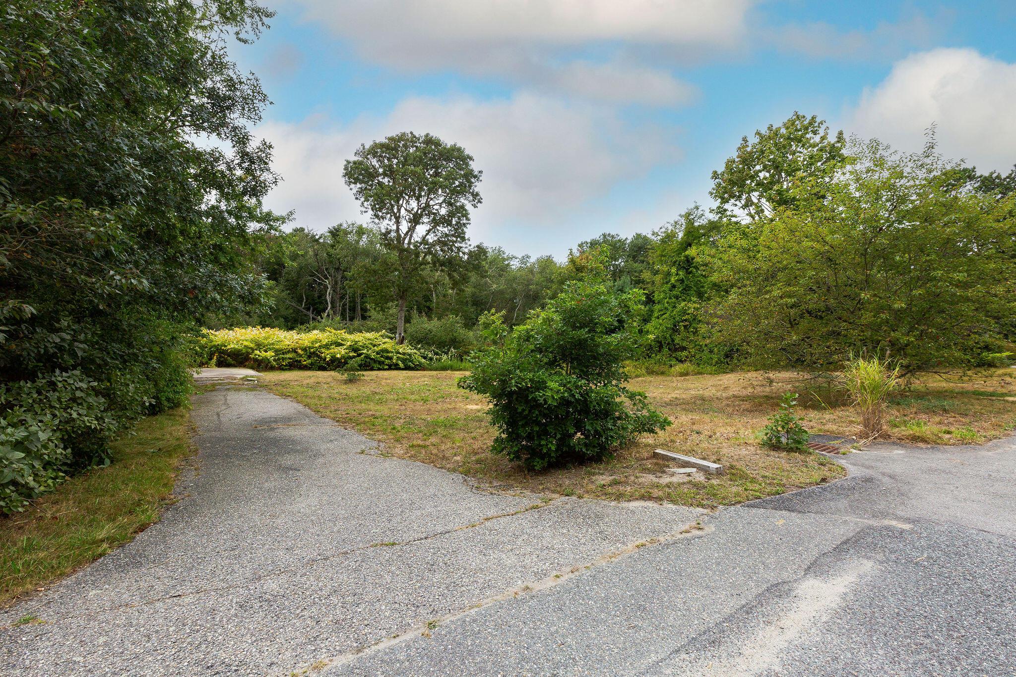 Image 1: 24 Indian Trail