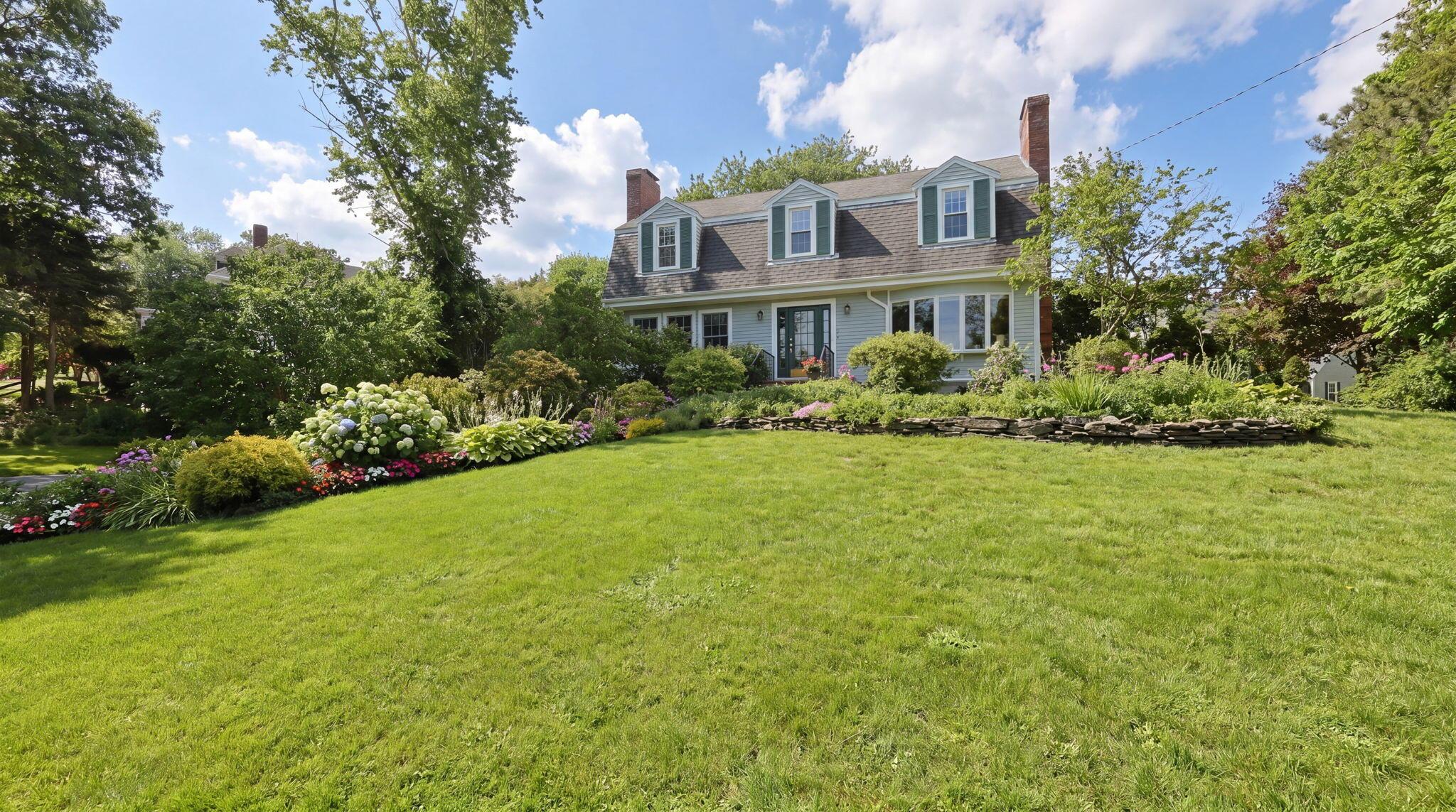 Image 3: 82-web-or-mls-1120-shore-rd