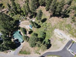 762 Glacier Loop Rd