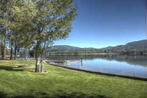 232 Flatwater Ln