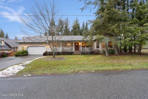 2835 E POINT HAYDEN DR