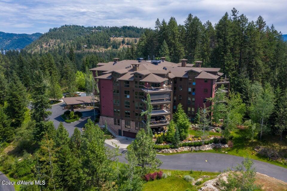 Image 2: Tower Pointe 1