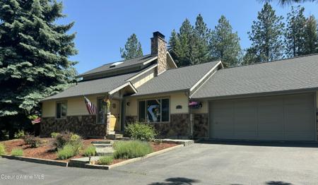 2214 E Lookout Dr
