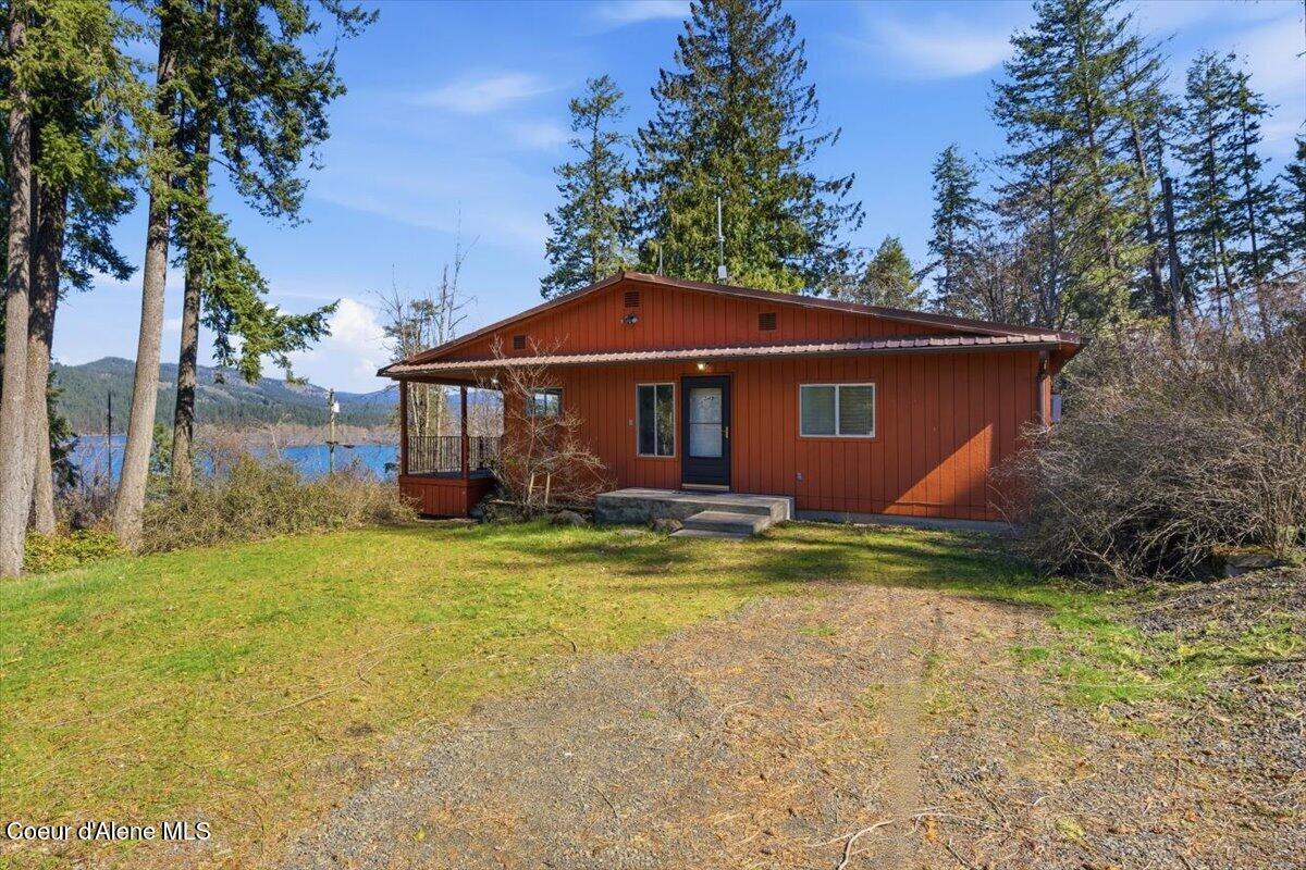 Image 4: Rm for 2 RV's and Vehicles