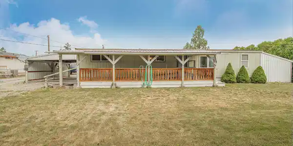 2419 W Cannon AVE