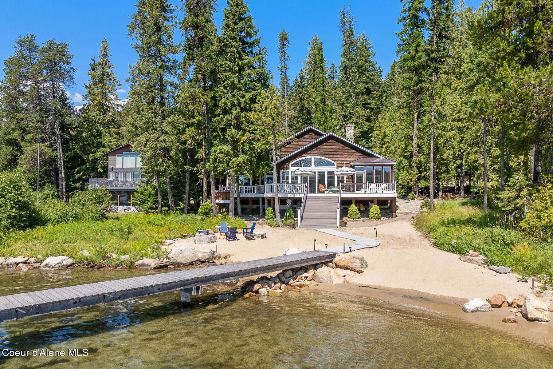 Image 4: 114' Beachfront