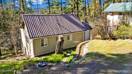 51 Rocky Point Upper RD