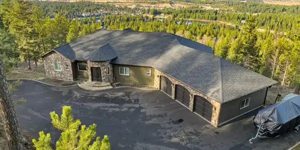 Image 3: 5,302 Sq.Ft Custom Home