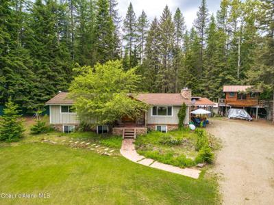 527 Creekside DR
