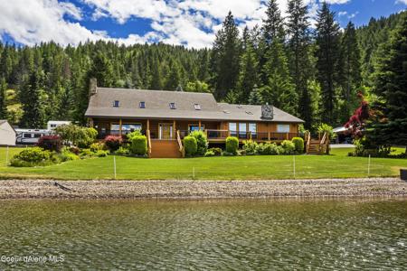 4931 Bottle Bay Rd