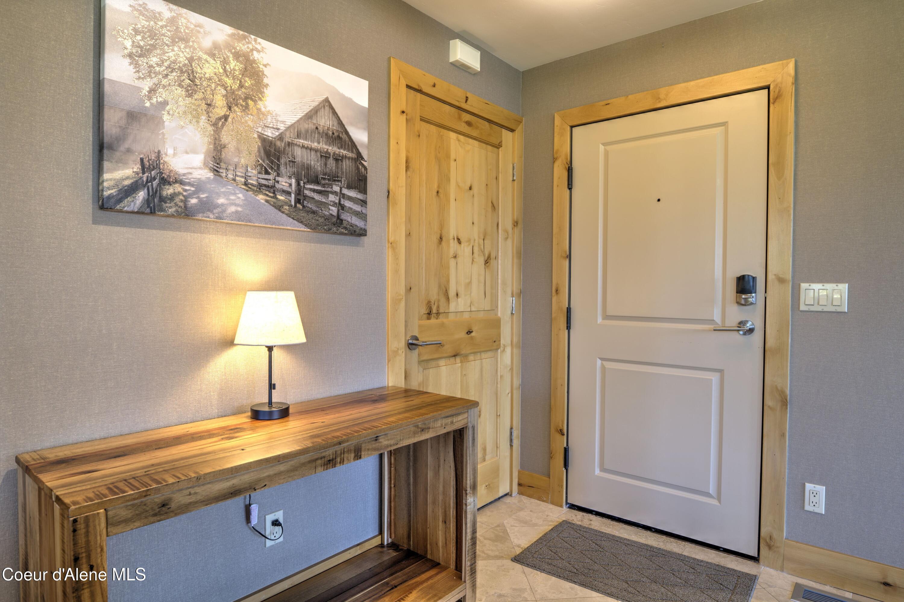 Image 3: Inviting Entry with Coat Closet