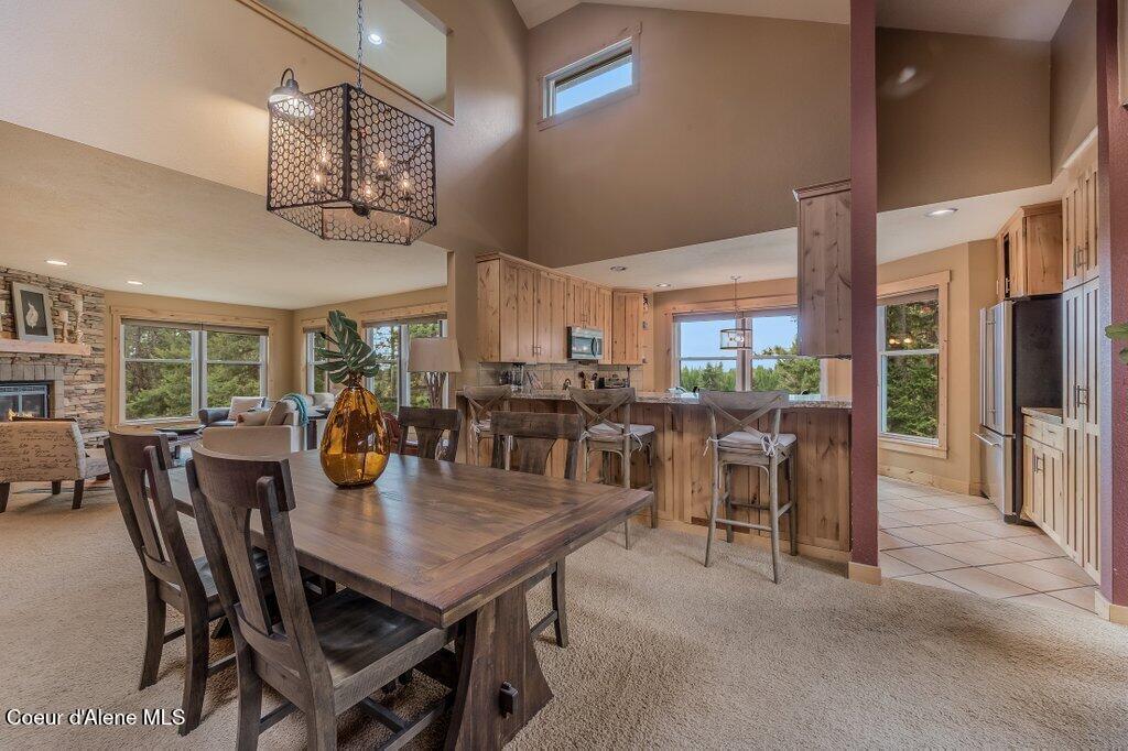 Image 2: --25.jpg-SMALL