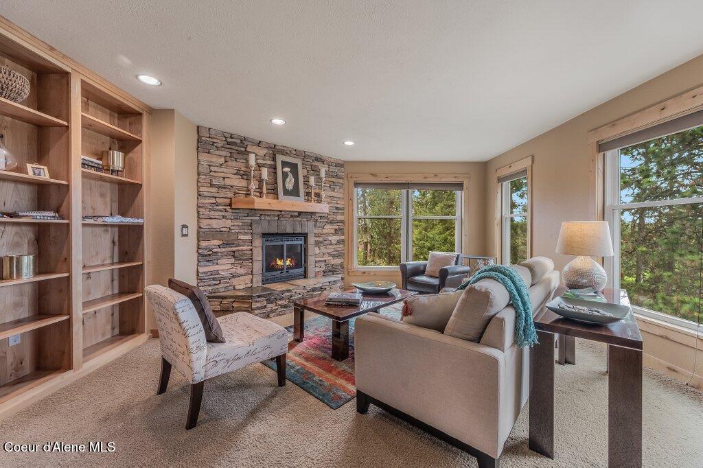 Image 3: --18.jpg-SMALL