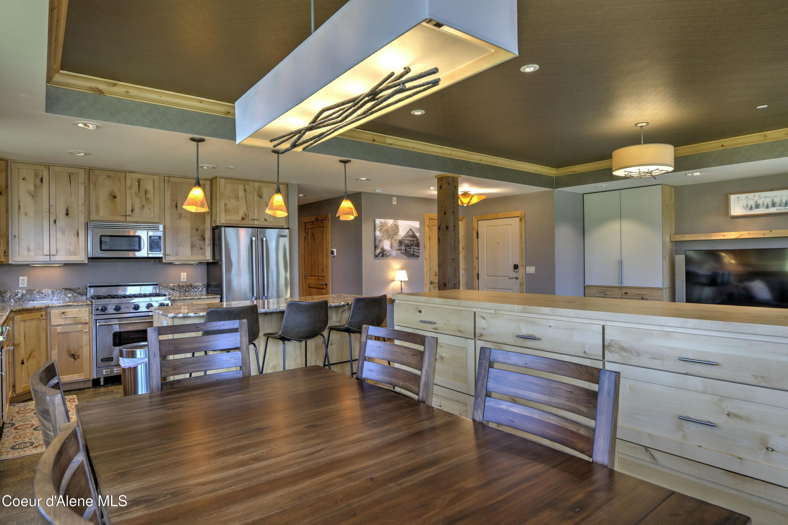 Image 3: Open Concept Living