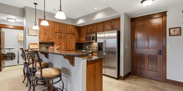 2051 N Main ST Unit 215