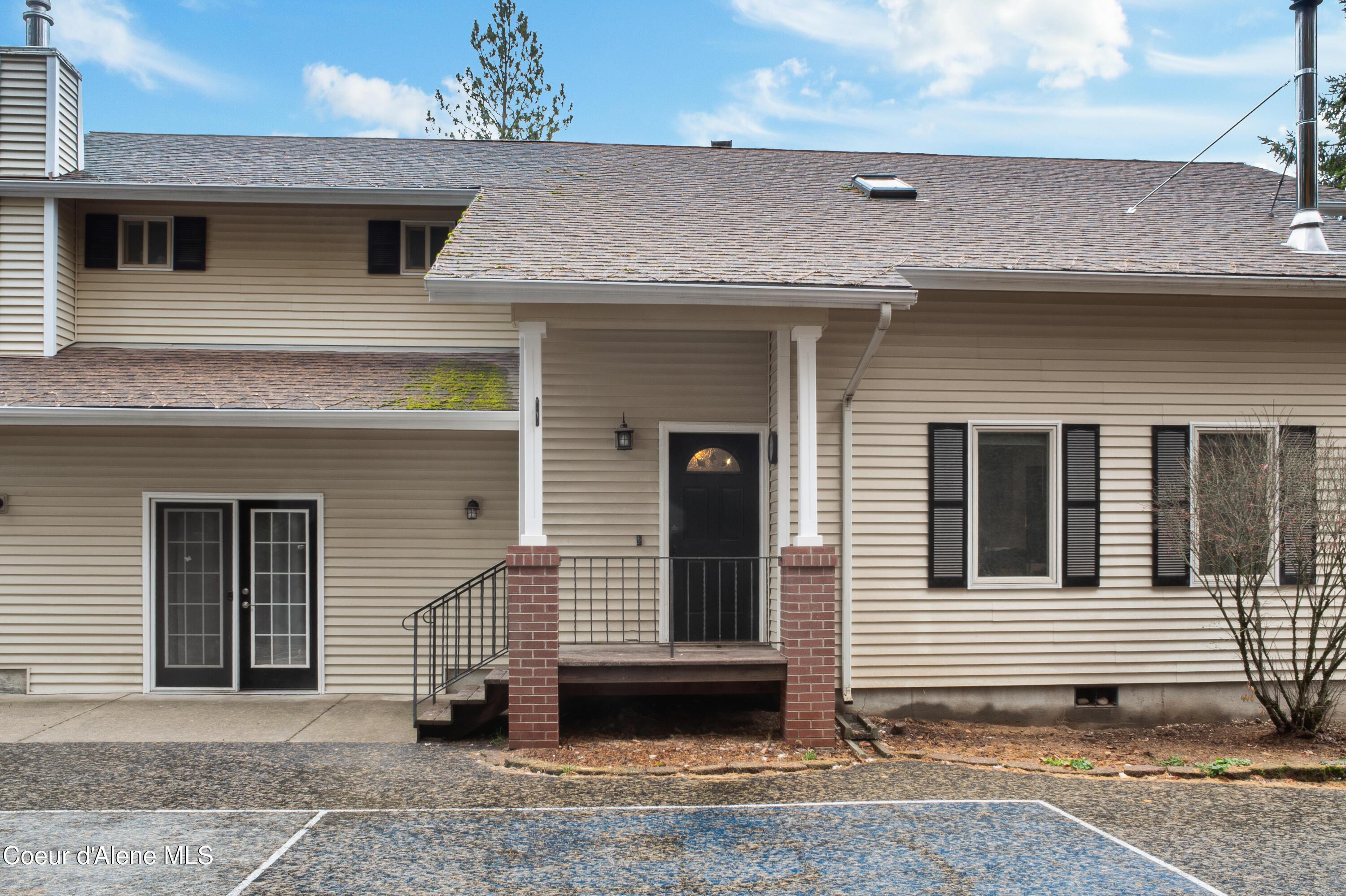 Image 2: Front of house